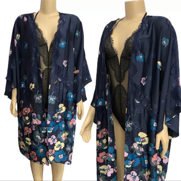 Victoria's Secret Other - NEW Victoria’s Secret Dream Angels SATIN Long Robe M/L